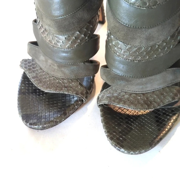 Gucci snakeskin leather suede heels size 7.5 - Picture 6 of 13